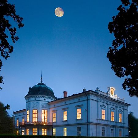 Park Hotel Tartuf Beladice Eksteriør bilde